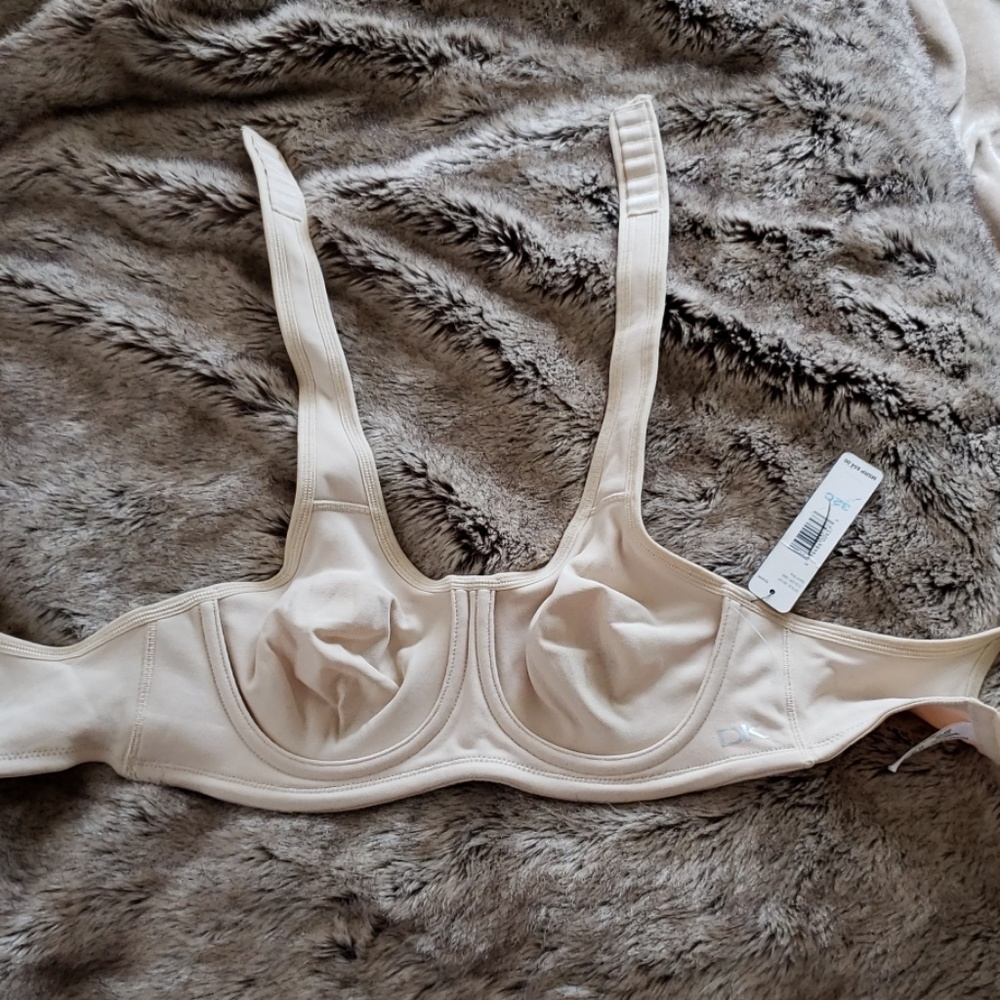 New Donna Karen Sports bra